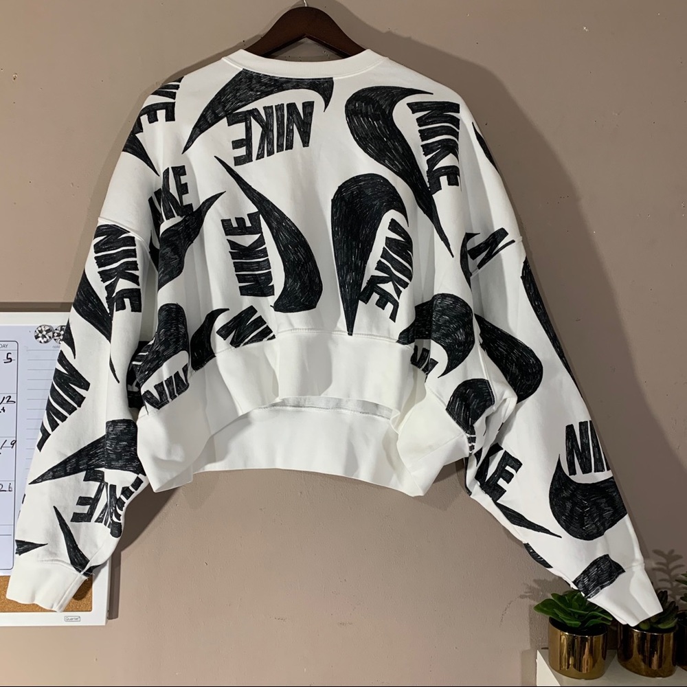 SOLD Nike Icon Print Crewneck Fleece Sweatshirt - Picture 3 of 10